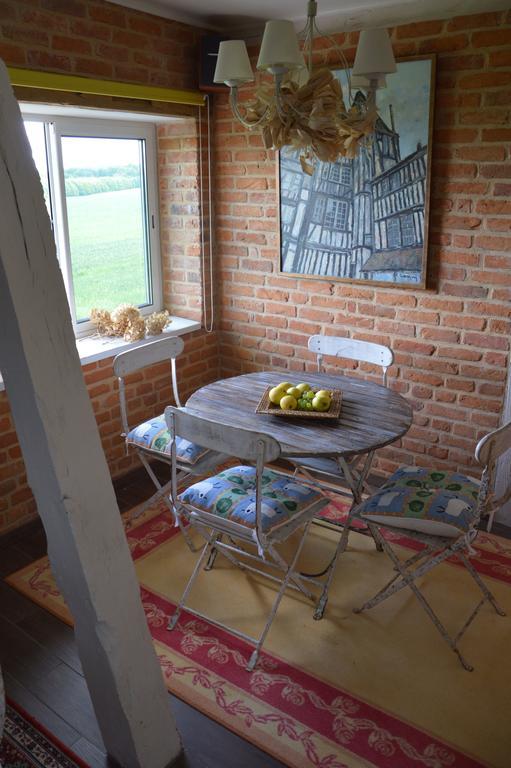 Bed and Breakfast La Grange Des Marettes Cléres Esterno foto