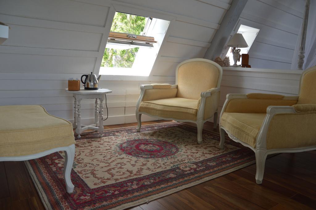 Bed and Breakfast La Grange Des Marettes Cléres Esterno foto