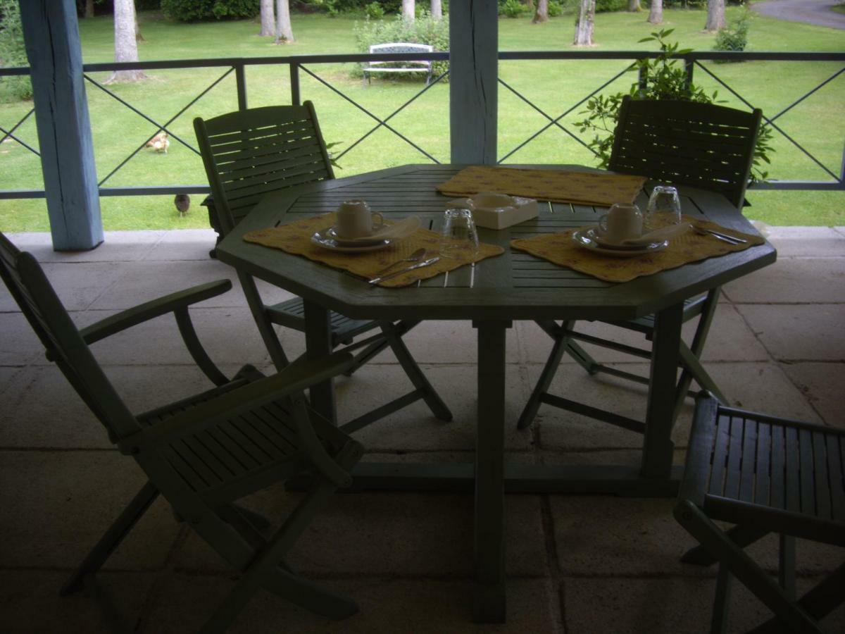 Bed and Breakfast La Grange Des Marettes Cléres Esterno foto